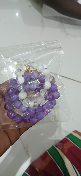 Bracelets multicolores en perles