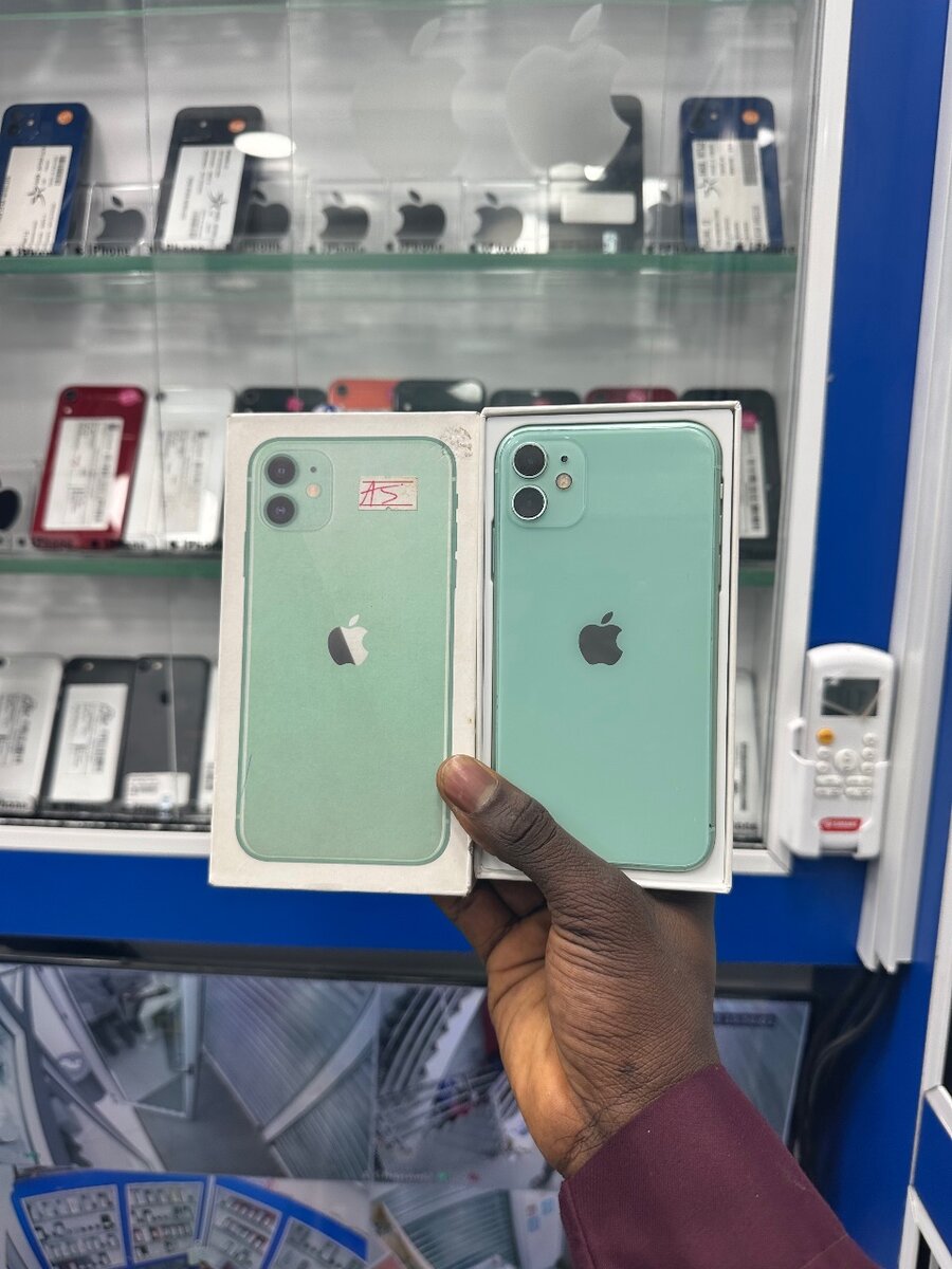 iPhone 11 - Smartphone