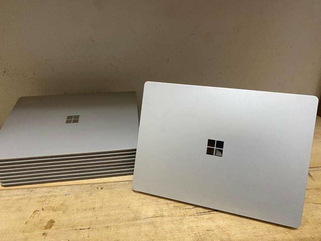 MICROSOFT Surface Laptop