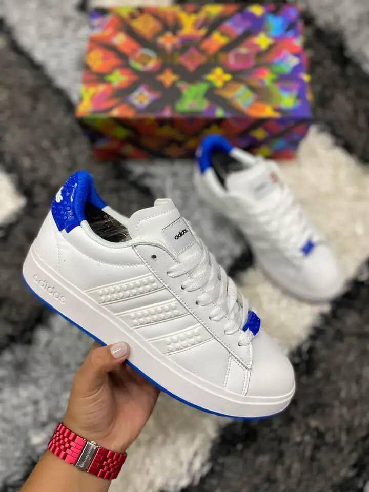 Baskets blanches unisexes Adidas