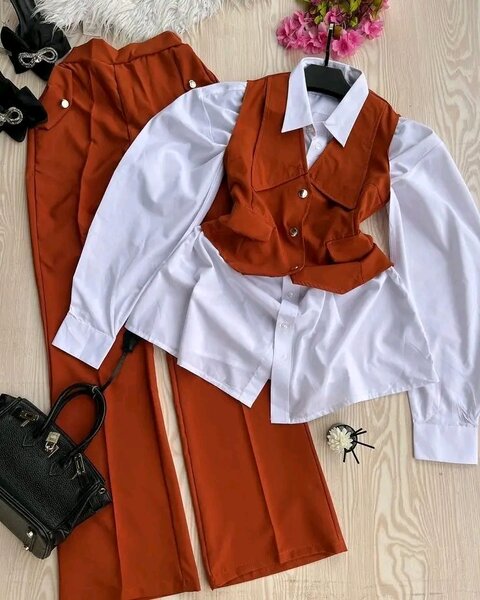 Ensemble élégant chemise et gilet