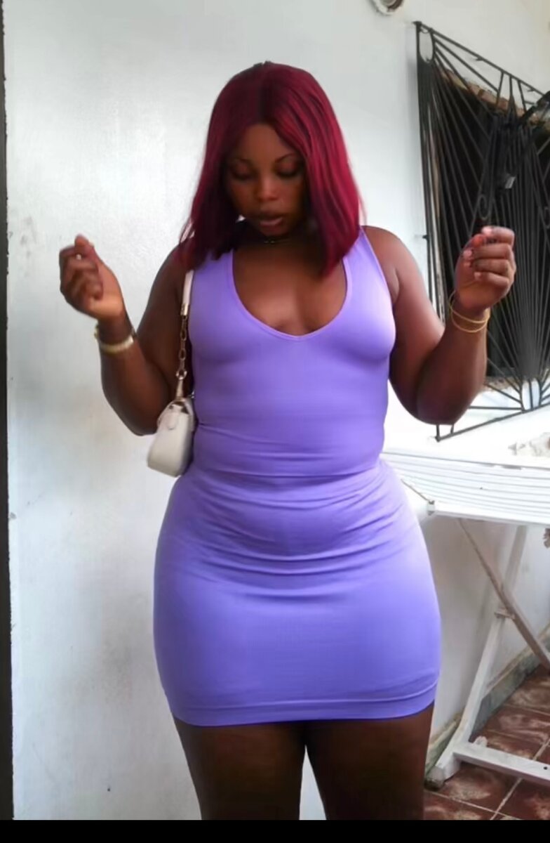 Robe moulante sans manches