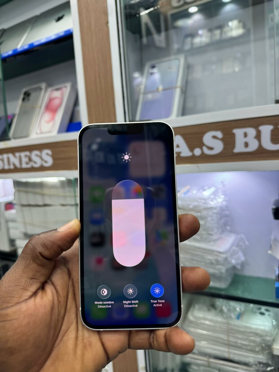 iPhone 13 simple 128Go Casi ne