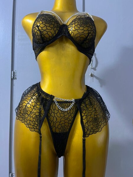 Ensemble lingerie sexy noir