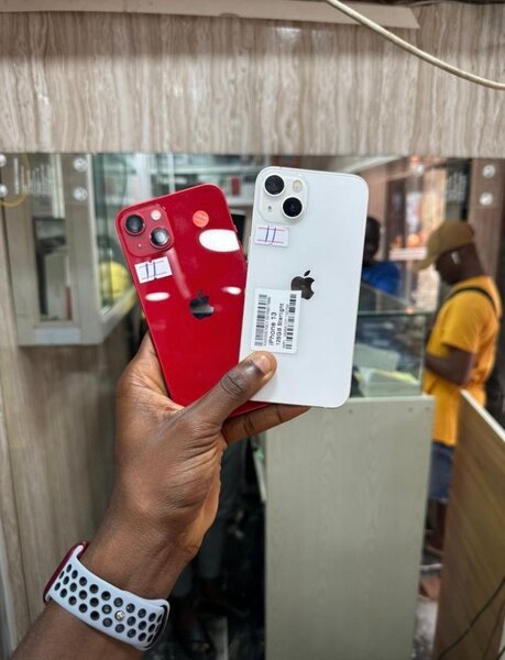 iPhone 13 - Diverses couleurs