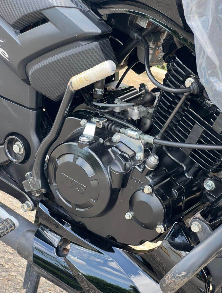 Moto sport Apache RTR 160