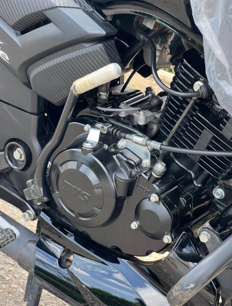 Moto sport Apache RTR 160