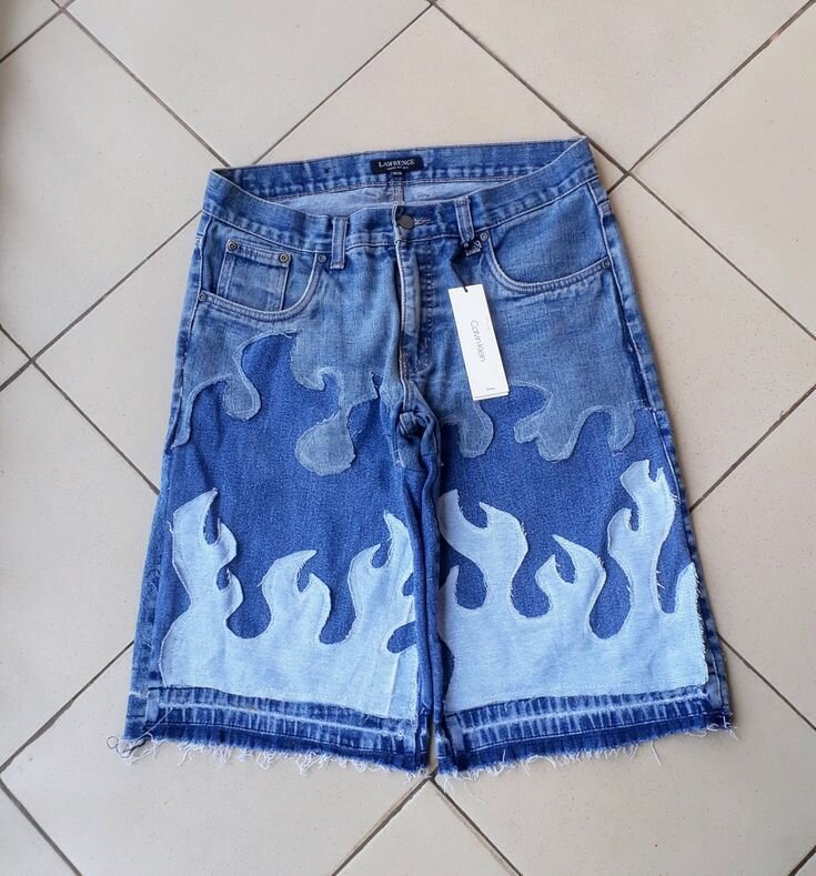 Shorts en jean street art