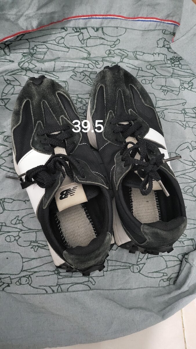 Black Athletic Sneakers 39.5