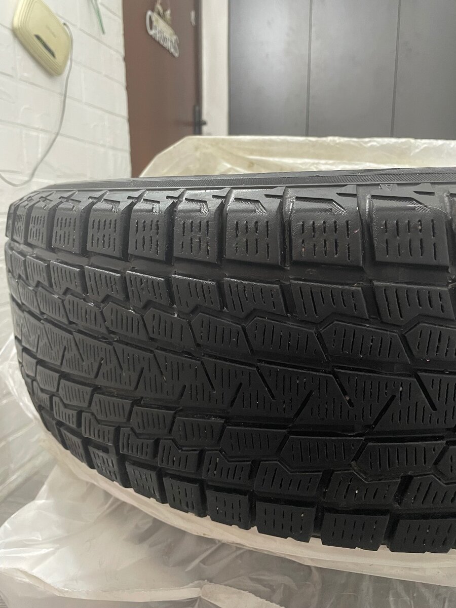 Зимние шины Yokohama 225/65/17