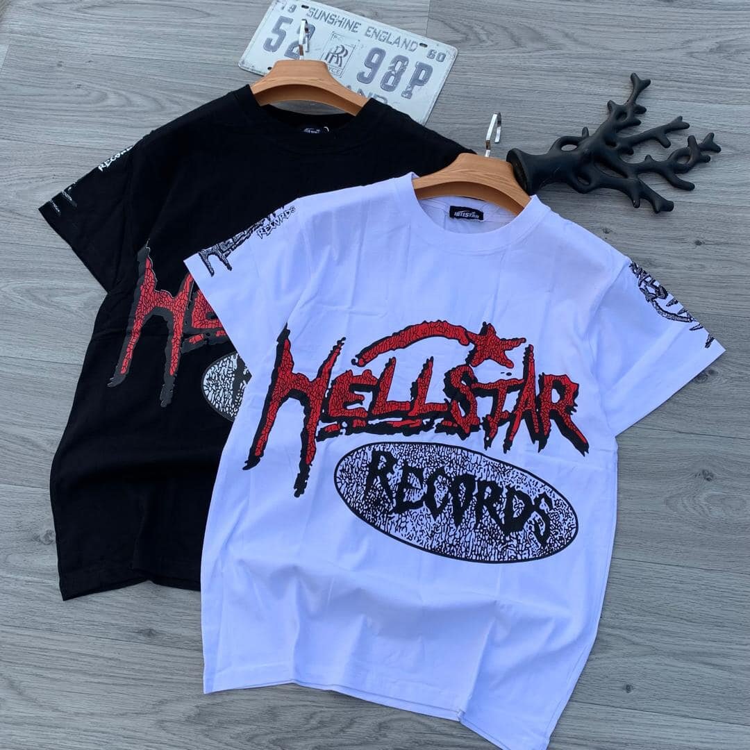 Stylish men's T-shirt with print