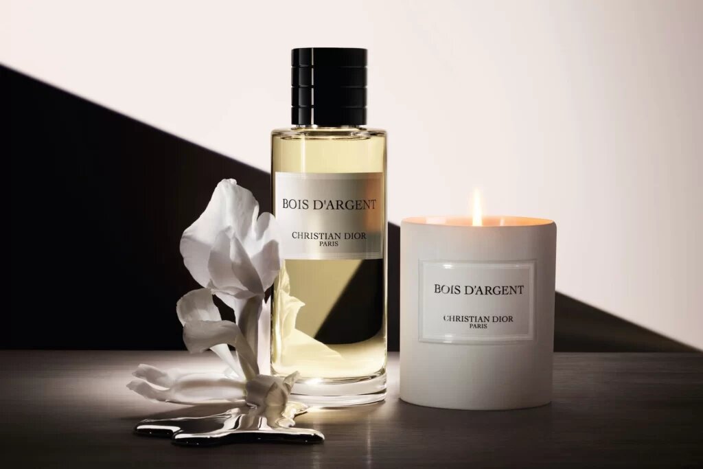 BOIS D'ARGENT BY DIOR (parfum très agréable et doux)