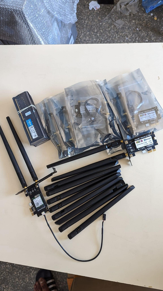 WiFi Bluetooth desktop adaptor