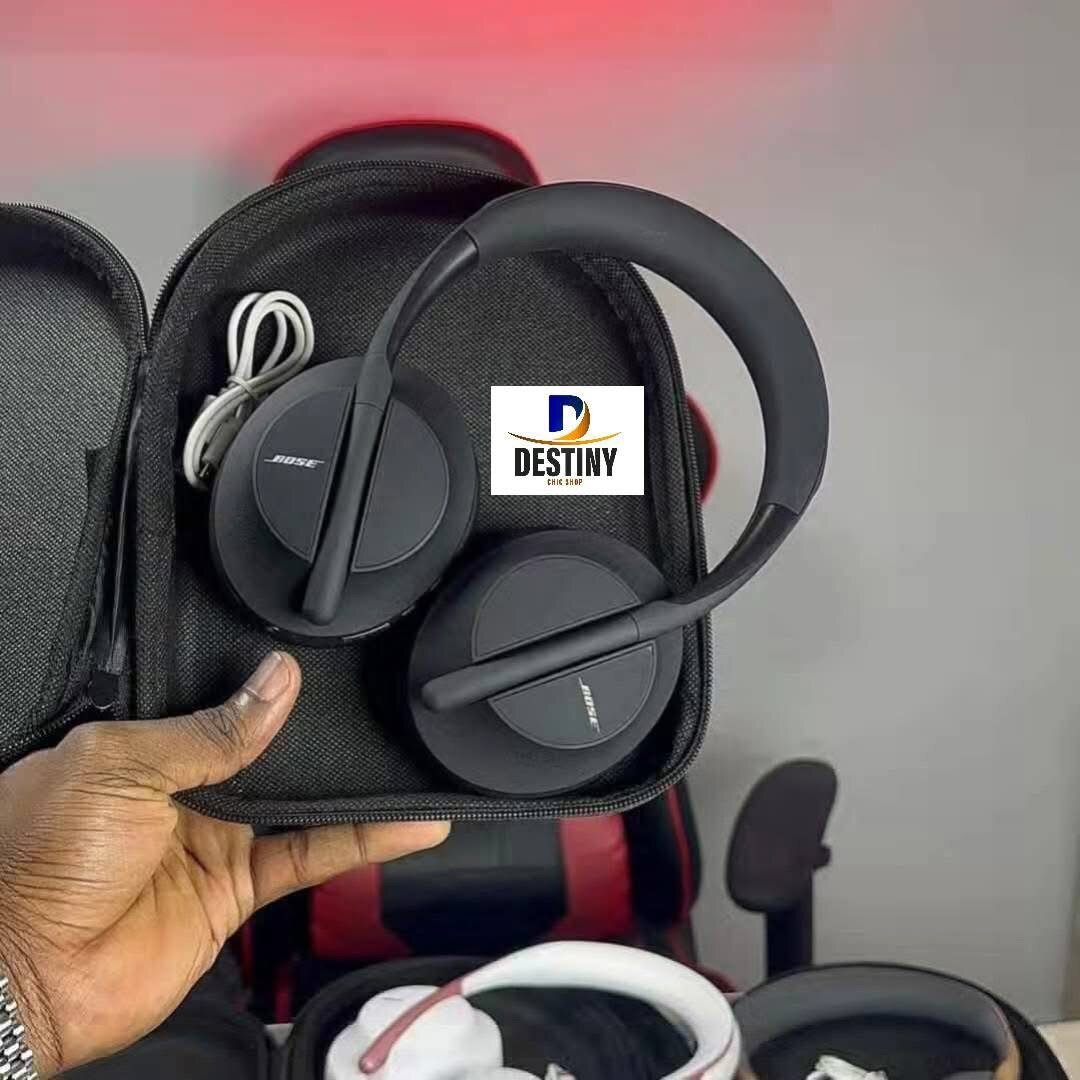Casque Bluetooth Bose pure Bass muni dun sac