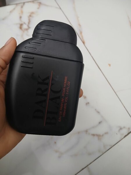 Parfum DARK BLACK