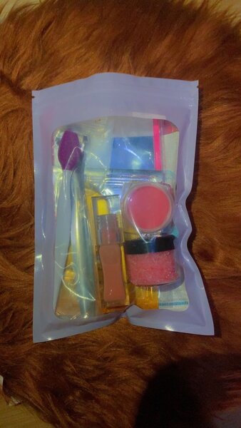 Face n lips products set