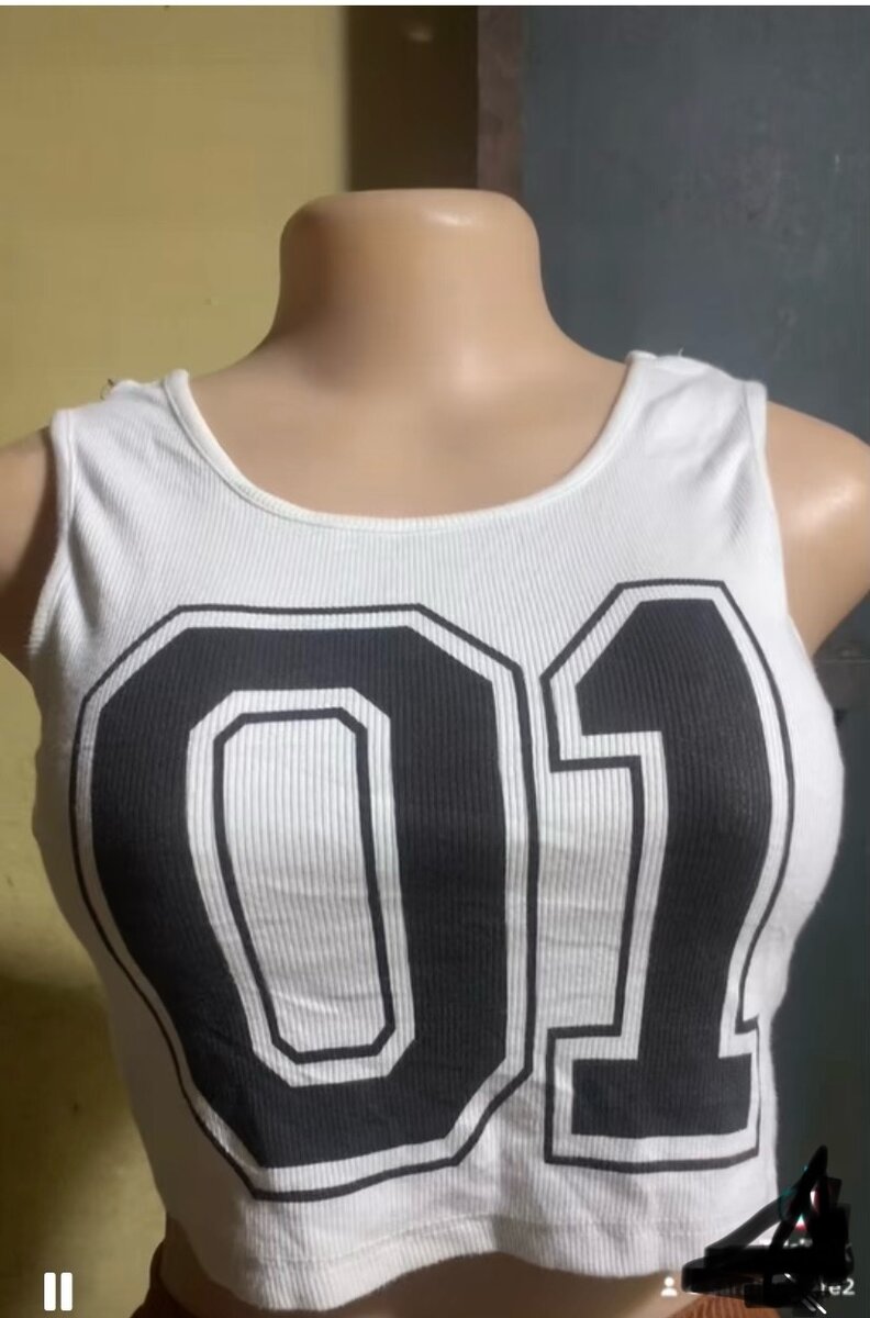 Débardeur sportif femme 01