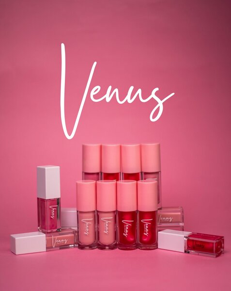 Venus lipgloss