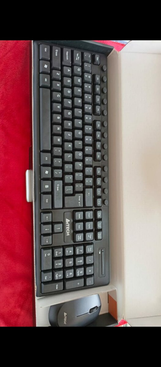WIRELESS 2 IN 1 KEYBOARD AND MOUSE