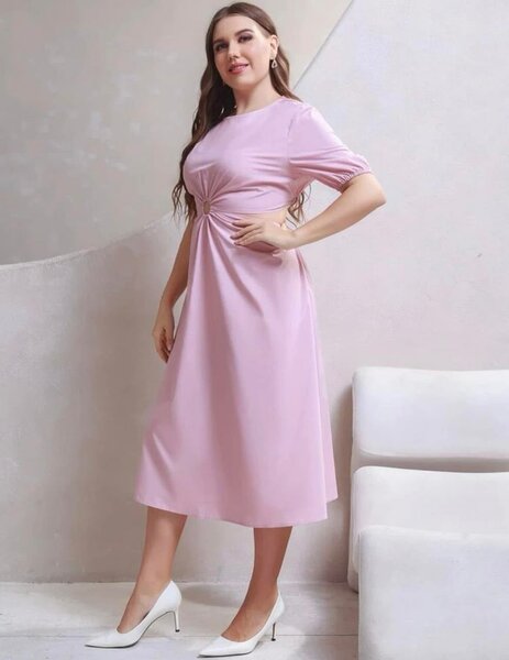 Robe Midi Élégante Rose