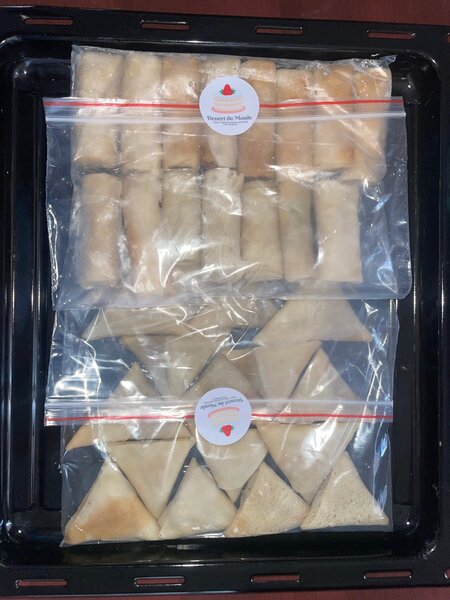 Spring rolls and samosa