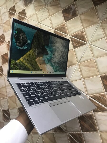 Hp Elitebook 840 G7 core i5 10th Gen