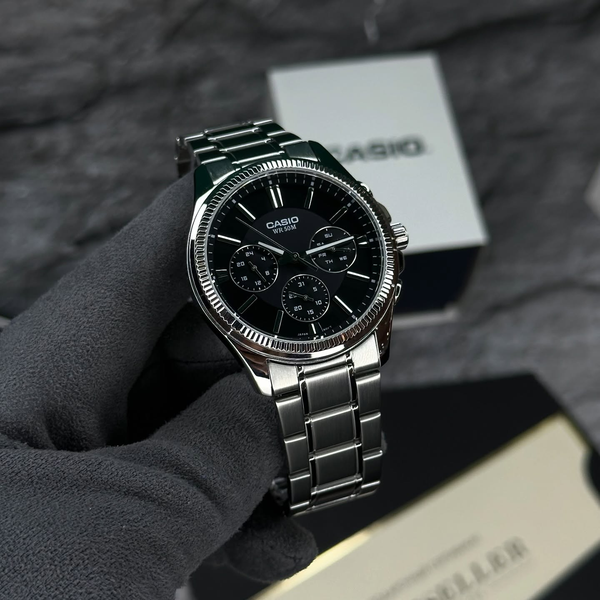Часы Casio 