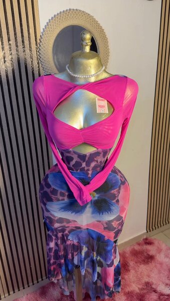 Robe longue à découpes sexy