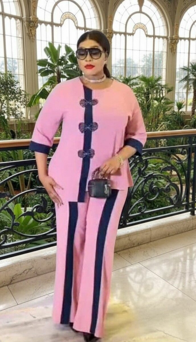 Ensemble élégant rose