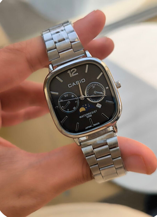 Montre Casio noire homme étanche