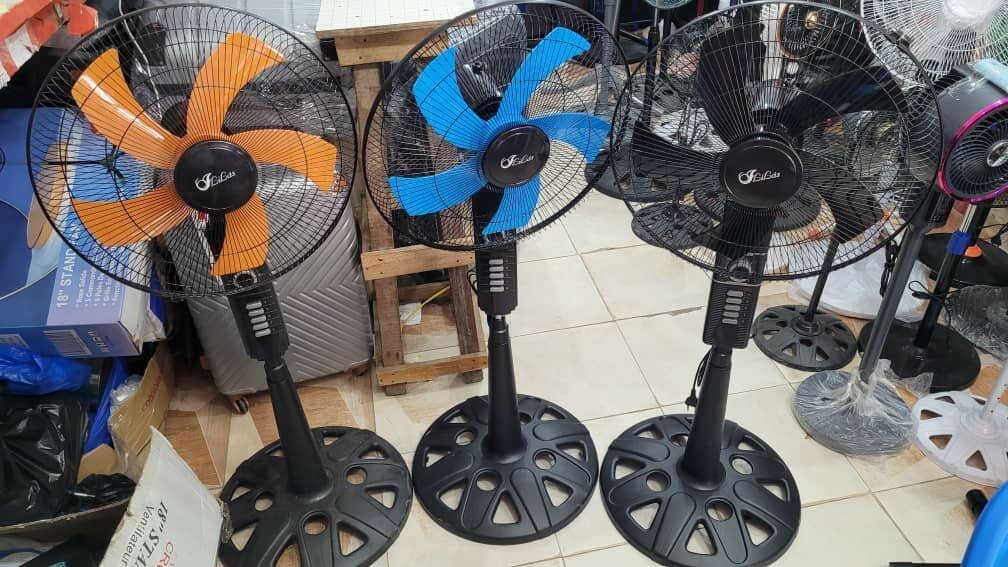 Ventilateurs sur pied oscillant