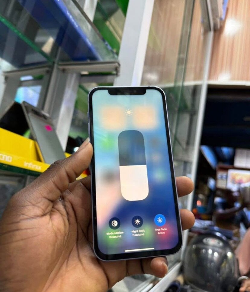 iPhone 13 simpleDernier Modèle