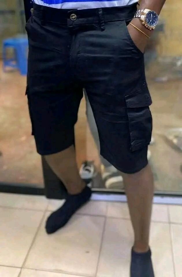Short cargo masculin noir