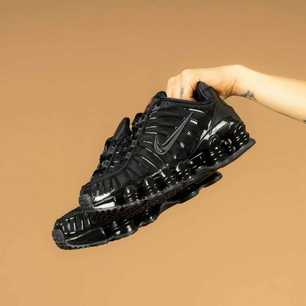 Baskets homme noires innovantes