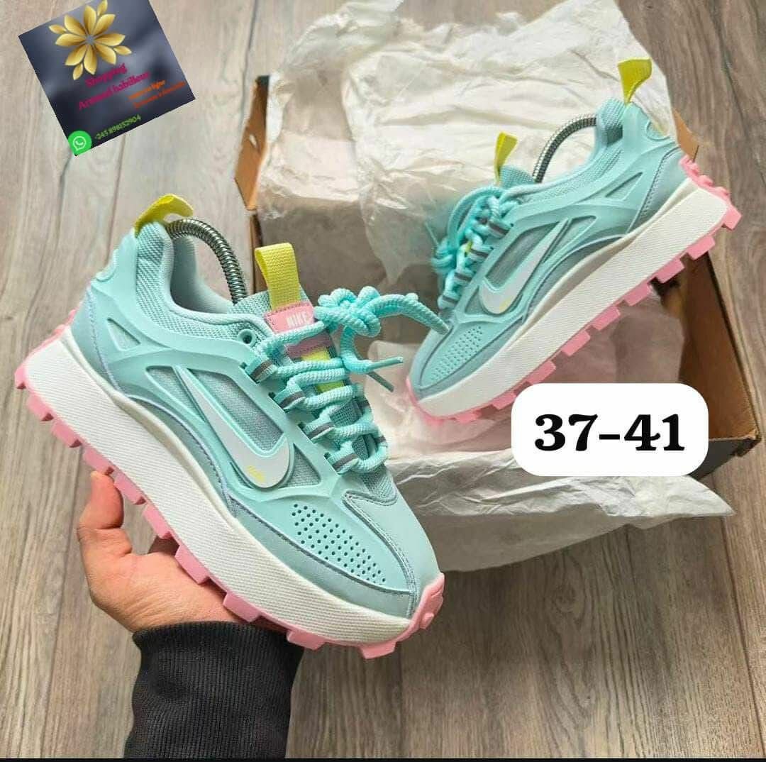 Chaussures de sport légères