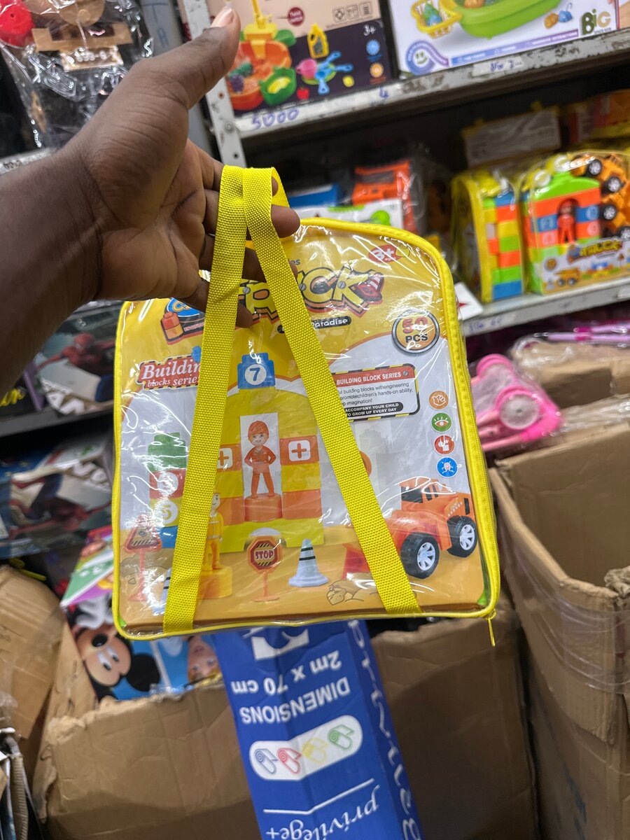 Jeu de construction camion enfant