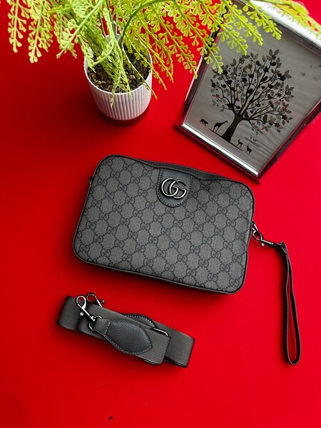 Sac Gucci bandoulière élégant