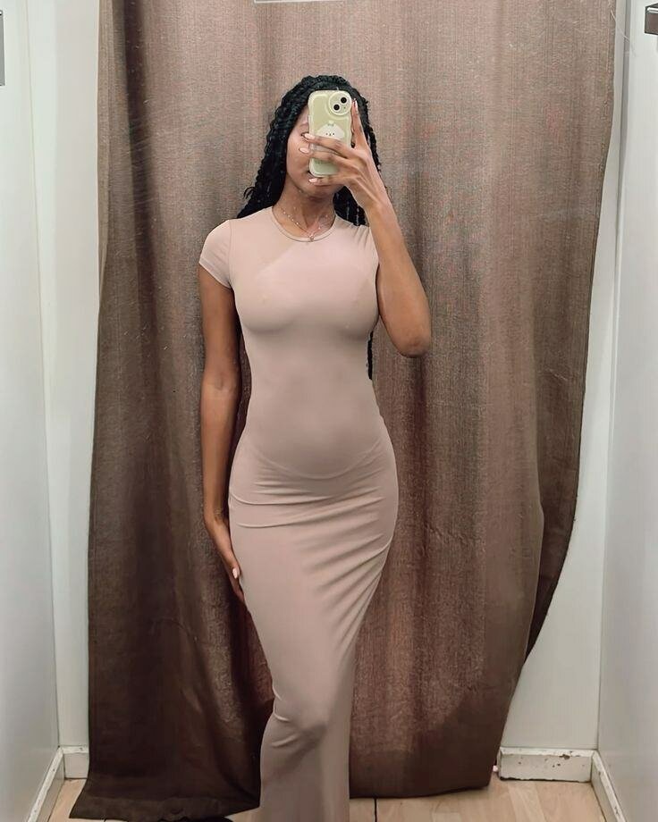 Robe Longue Élégante