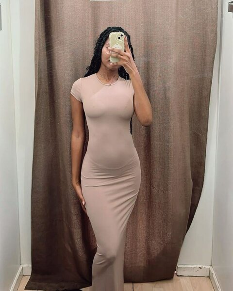 Robe Longue Élégante