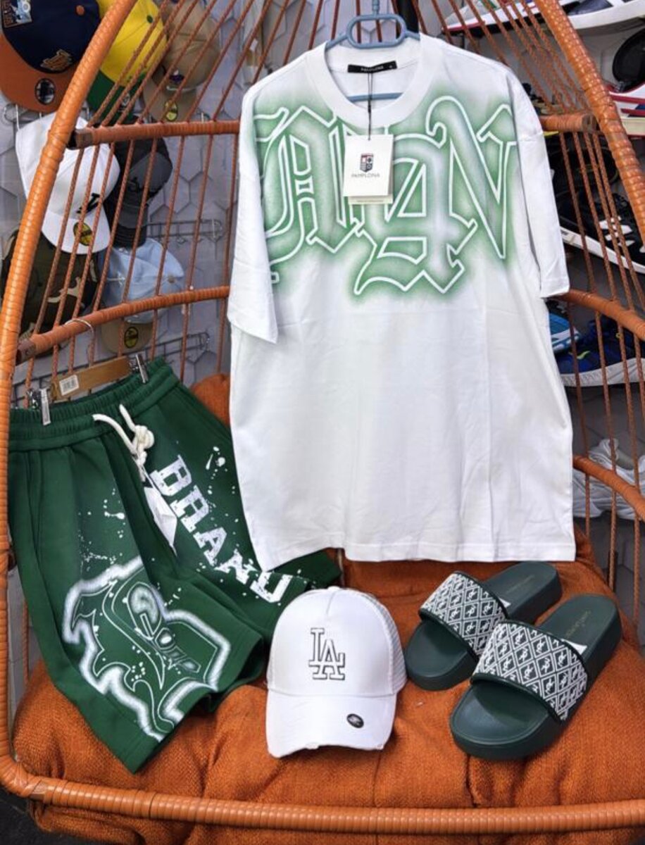 Tenue estivale décontractée