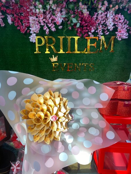 Bouquet 15k et main dœuvre