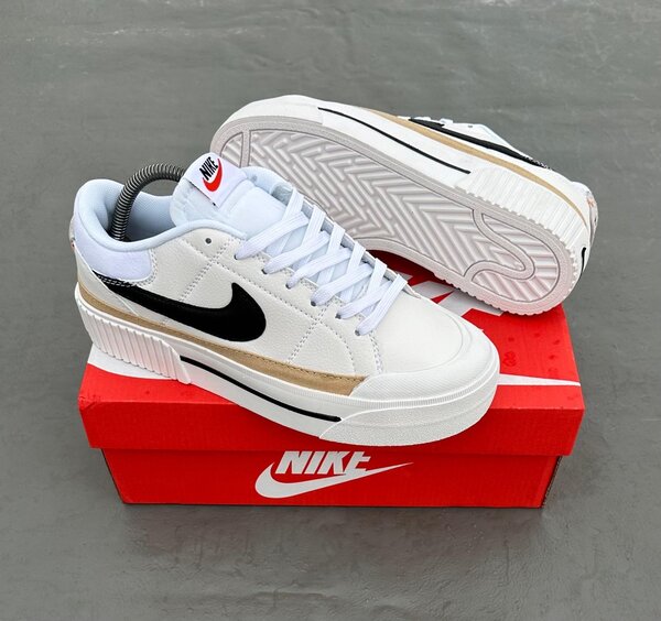Nike Baskets Blanches Homme