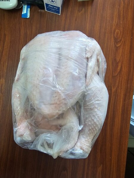 Chickens live and dressed going at K140