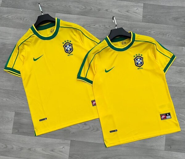 VINTAGE JERSEYS (E.P.L)