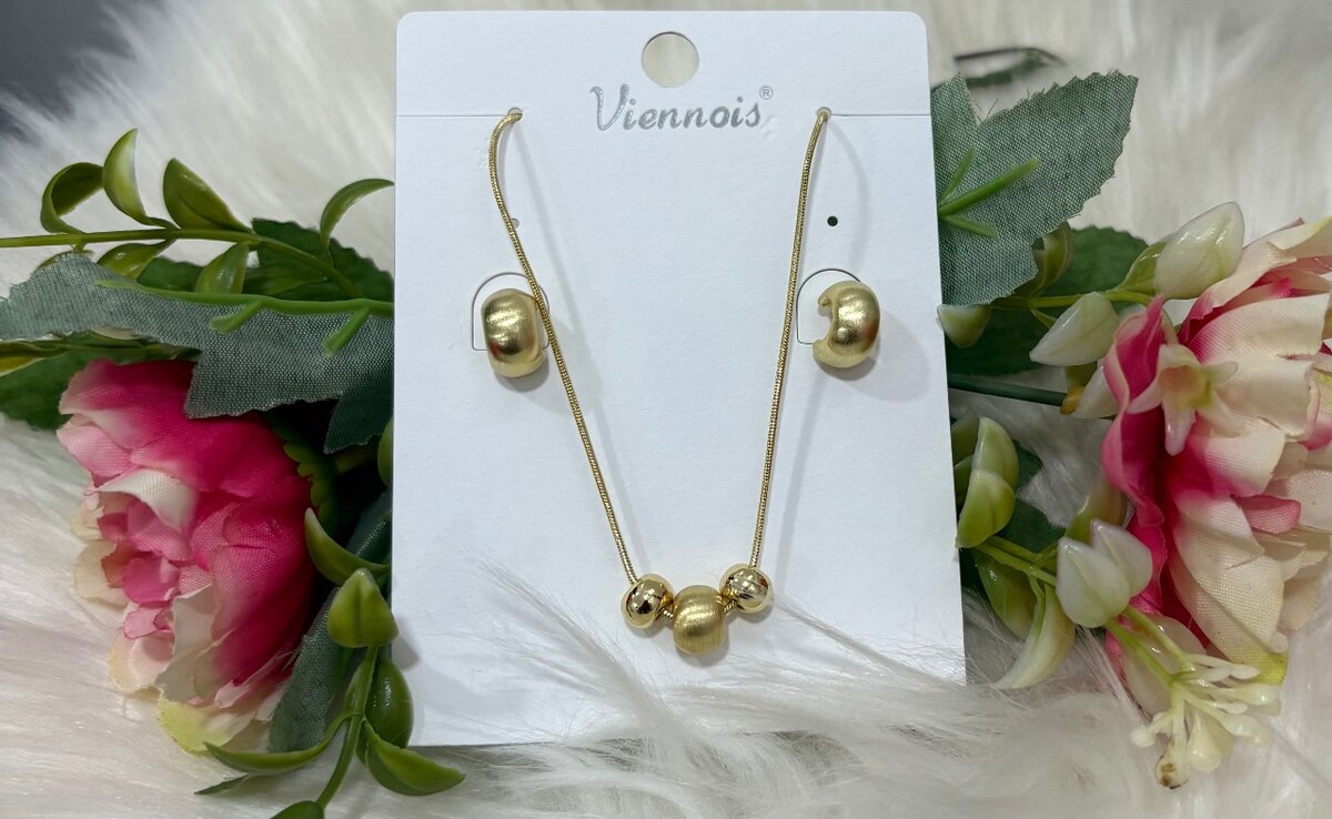 Ensemble bijoux doré élégant