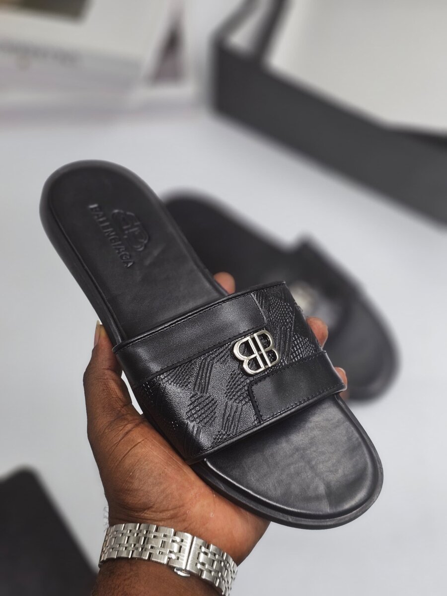 Men slippers