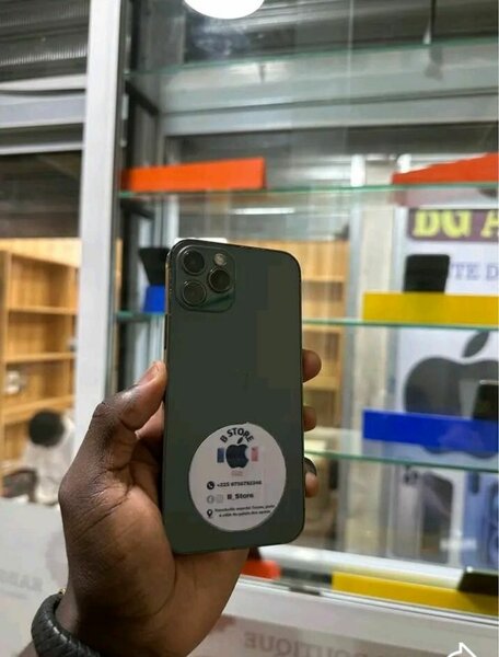 iPhone 11 Pro Max 64Go