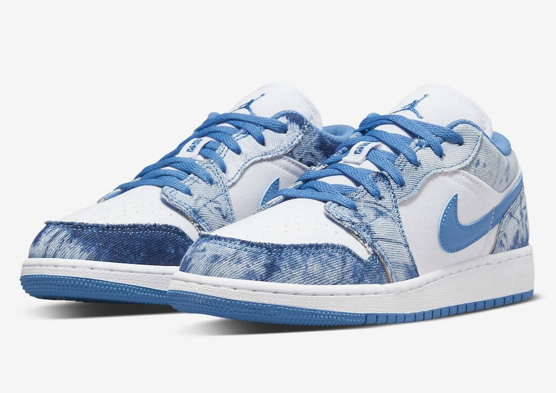 Chaussures Air Jordan 1 Low en denim bleu