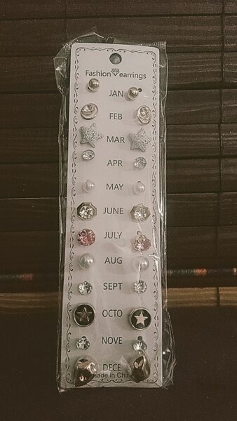 Earings