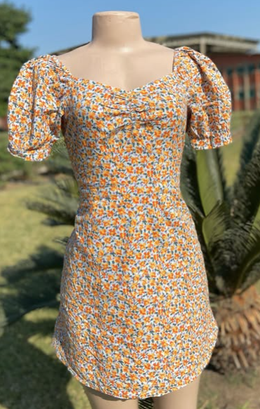 Beautiful elegant women's dress  size:M/S